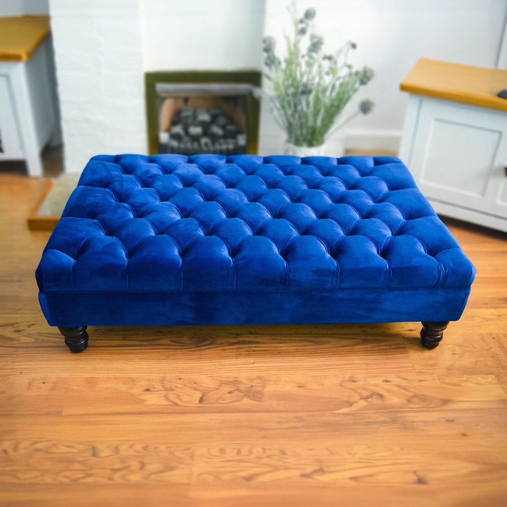 Handmade Velvet Chesterfield Footstool – Multifunctional Ottoman/Coffee Table/Footrest – Wipe Clean – Extra Large