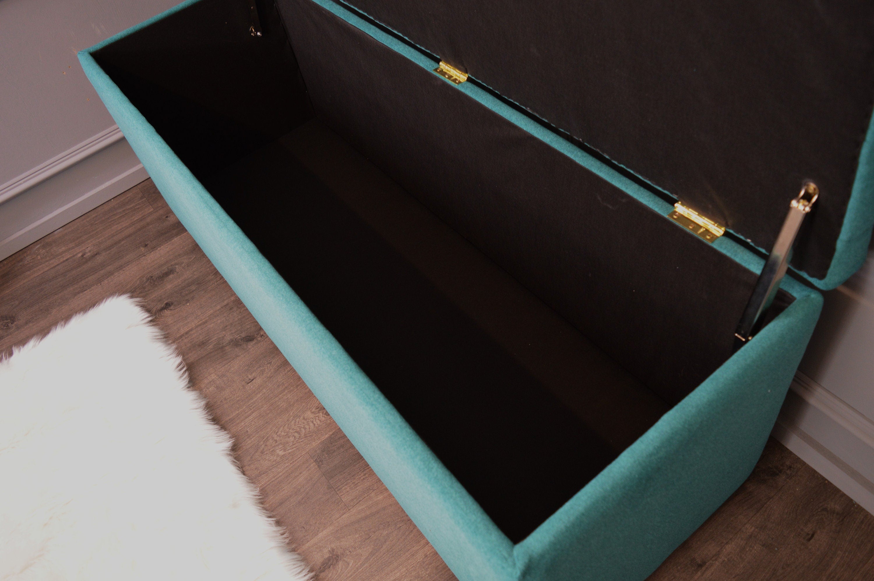 XXL Chesterfield Storage Bedding Box in Mallard Green Fabric With Mahogany Feet