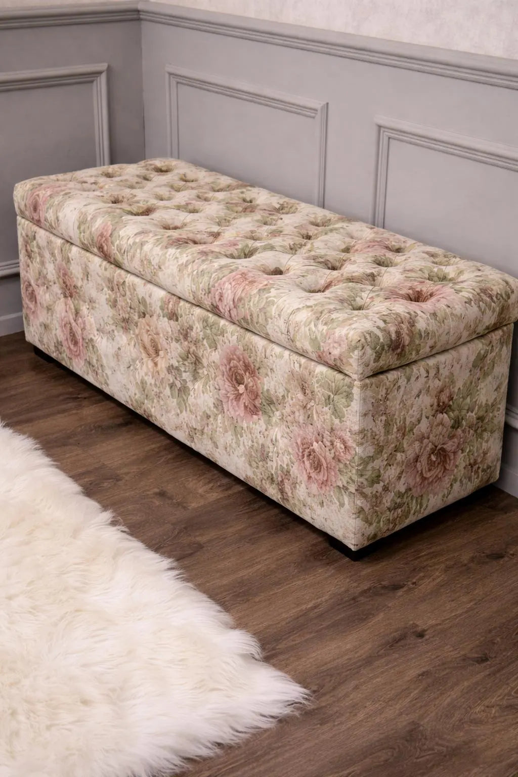 Super Size Chesterfield Storage Bedding Box Footstool in Renoir